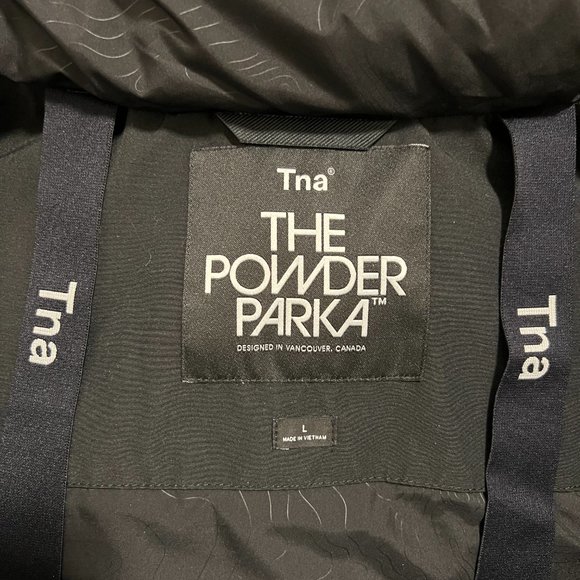 Aritzia - The Powder Parka (Mid- length) - Picture 5 of 9